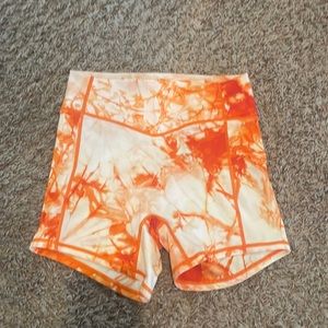 Balance athletica / vitality shorts size medium